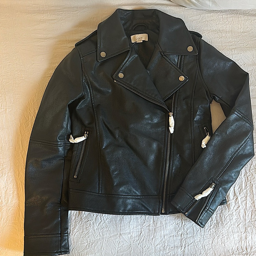 Loft Black Leather Jacket 0P
